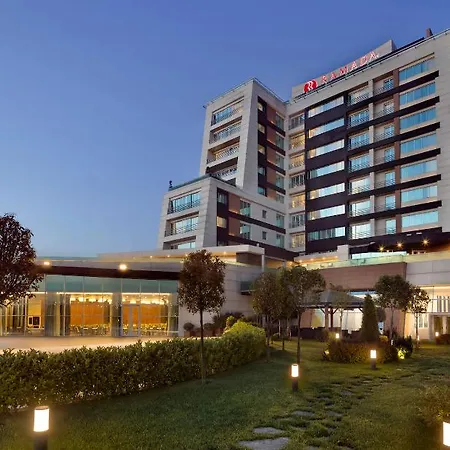 ホテル Aspera Altunizade 4*