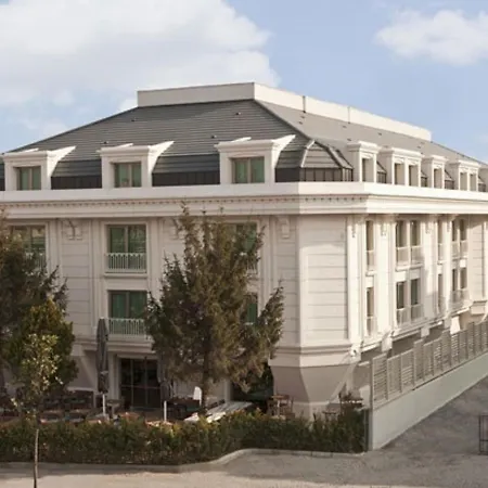 Aspera Altunizade Szálloda 4*