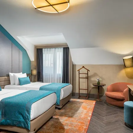 Aspera Altunizade Otel