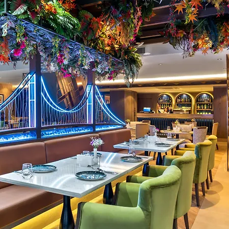 Aspera Altunizade 4*