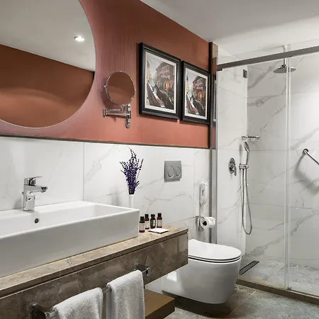 Aspera Altunizade Hotel